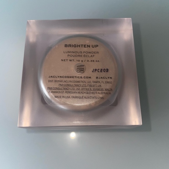 Jaclyn Cosmetics Luminous Powder - Picture 2 of 4